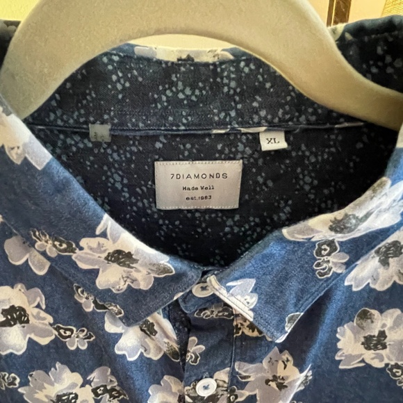 7 Diamonds Made Well button up short sleeve shirt size XL - Picture 2 of 3